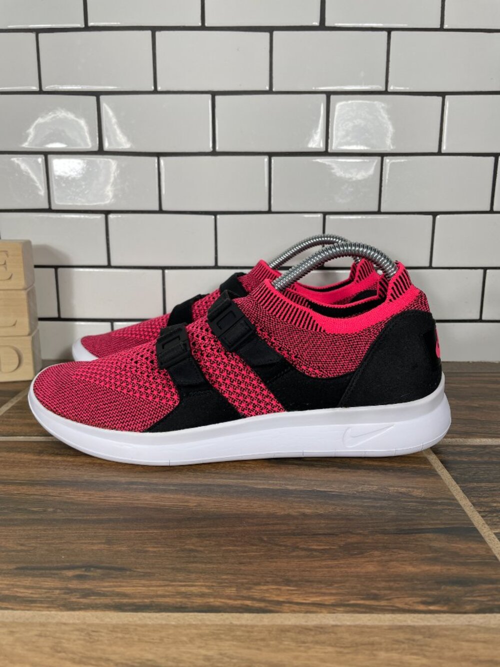 Nike Air Sock Racer Ultra Flyknit Running Shoes Womens Size 9 Pink Black Sneaker